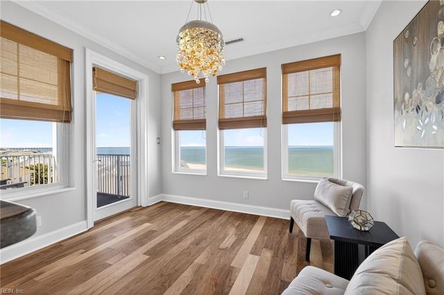 3800 DuPont Cir Unit 505, Virginia Beach, VA 23455