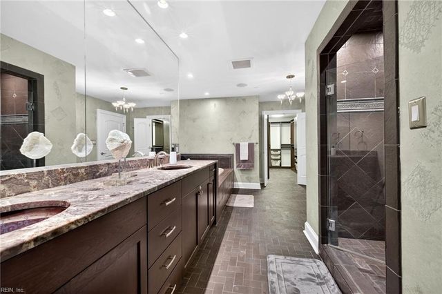 3800 DuPont Cir Unit 505, Virginia Beach, VA 23455