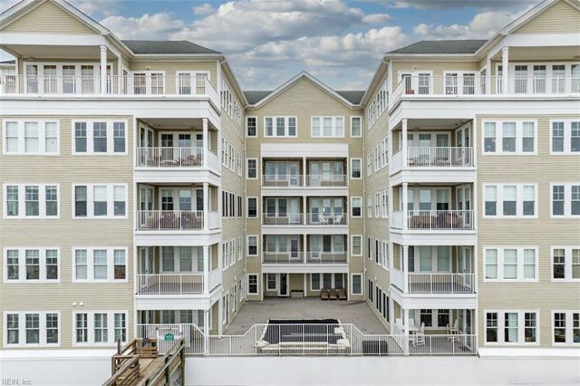 3800 DuPont Cir Unit 505, Virginia Beach, VA 23455
