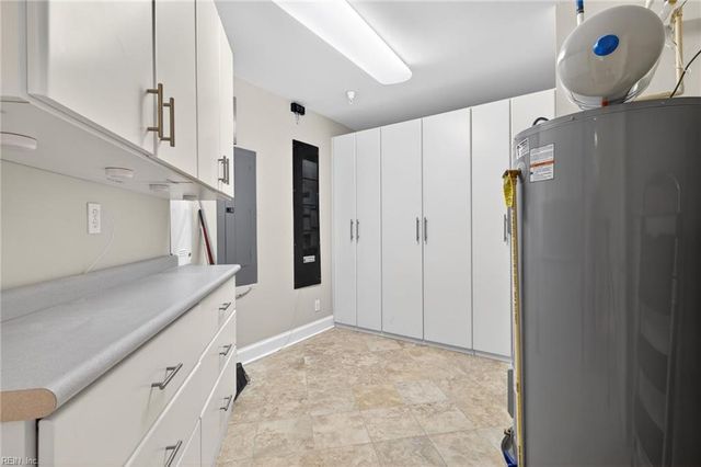 3800 DuPont Cir Unit 505, Virginia Beach, VA 23455