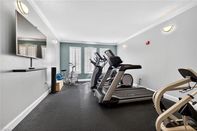 3800 DuPont Cir Unit 505, Virginia Beach, VA 23455