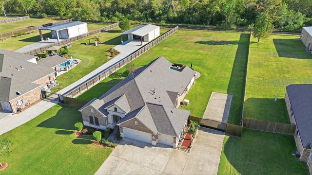 15314 Icet Creek Ave, Mont Belvieu, TX 77523