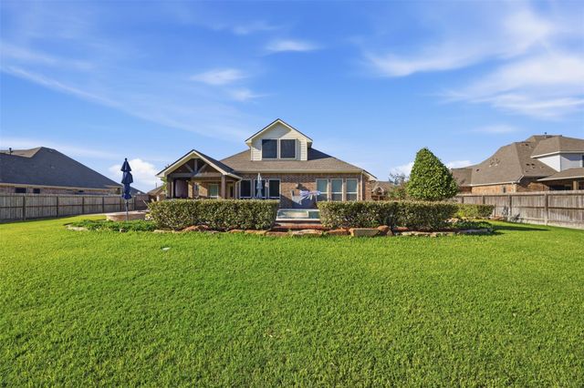 15314 Icet Creek Ave, Mont Belvieu, TX 77523