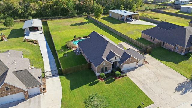 15314 Icet Creek Ave, Mont Belvieu, TX 77523