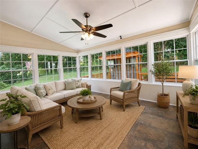 210 Pinehill Lane, Woodstock, GA 30188