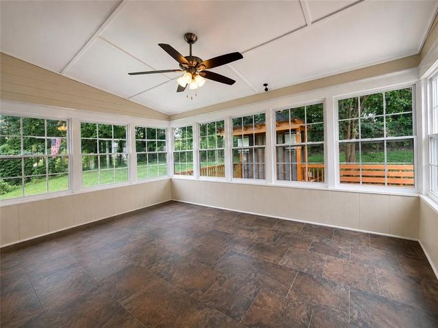 210 Pinehill Lane, Woodstock, GA 30188