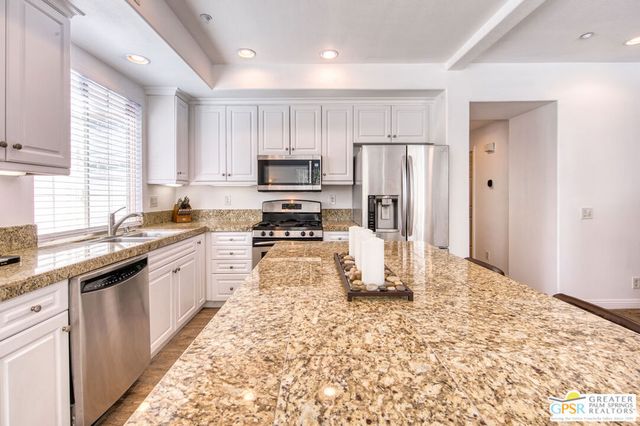 50 Vintage, Irvine, CA 92620