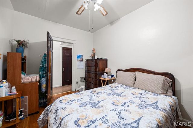 4309 Dewey Avenue, St Louis, MO 63116