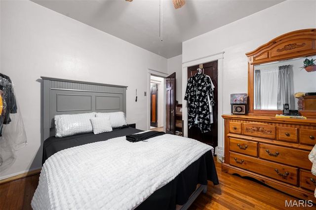 4309 Dewey Avenue, St Louis, MO 63116