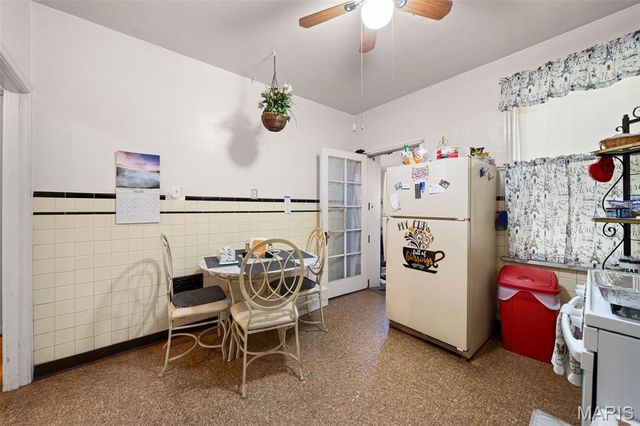 4309 Dewey Avenue, St Louis, MO 63116