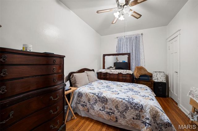 4309 Dewey Avenue, St Louis, MO 63116
