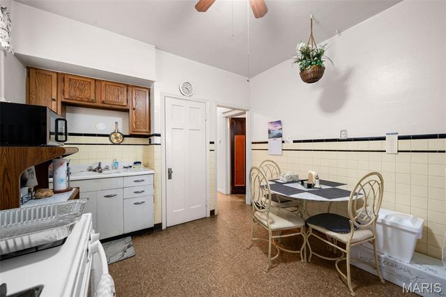 4309 Dewey Avenue, St Louis, MO 63116