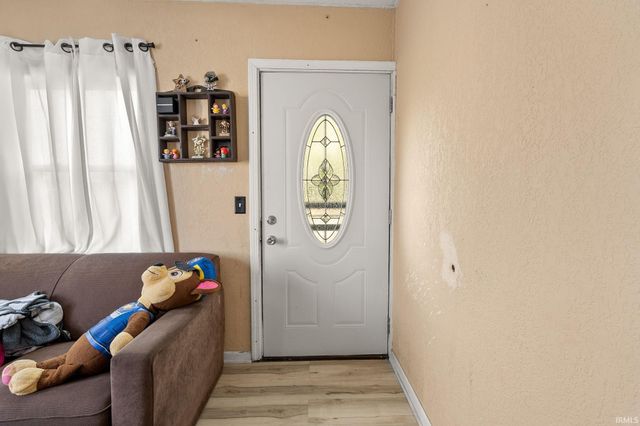 2302 Strathmore Street, Fort Wayne, IN 46802