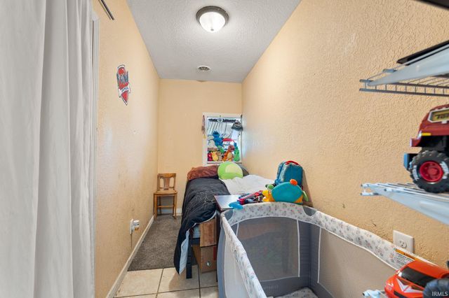 2302 Strathmore Street, Fort Wayne, IN 46802