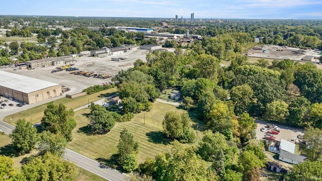 2302 Strathmore Street, Fort Wayne, IN 46802