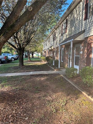 620 Cedarbrook Court, Lewisville, NC 27023