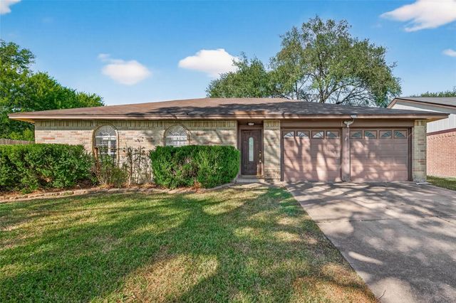 16734 Pebbleglen Drive, Houston, TX 77095