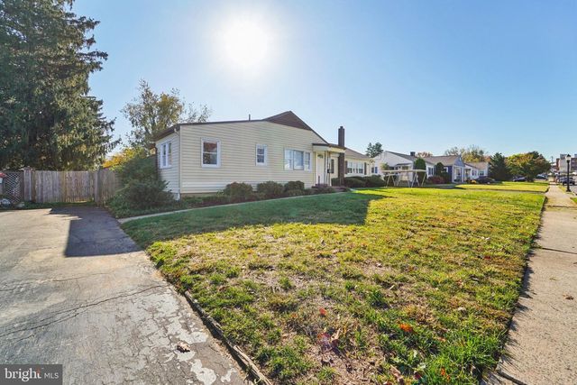 814 MONTCLAIRE AVE, Frederick, MD 21701