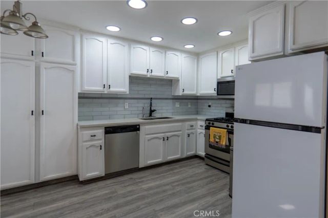 1260 E La Palma, Anaheim, CA 92805
