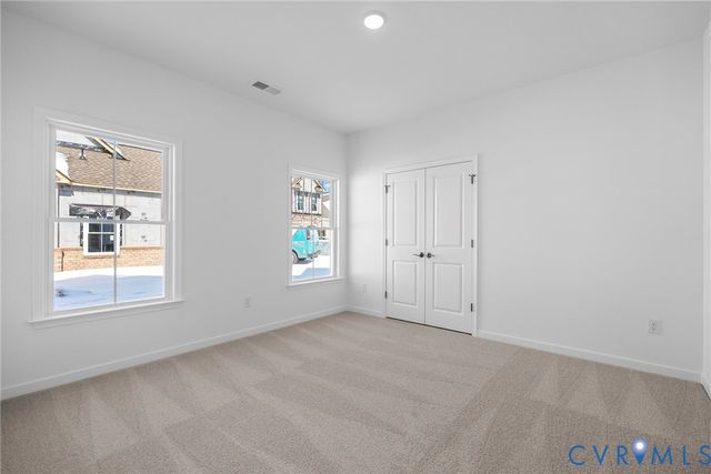 6726 Mayland Ridge Ln, Moseley, VA 23120