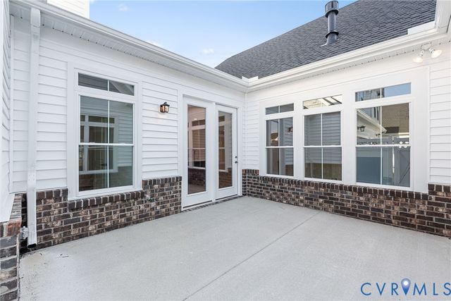 6726 Mayland Ridge Ln, Moseley, VA 23120