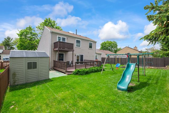 2250 Bannister Lane, Aurora, IL 60504