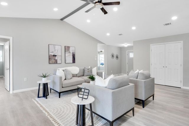 5213 Summerset TRL, Austin, TX 78749