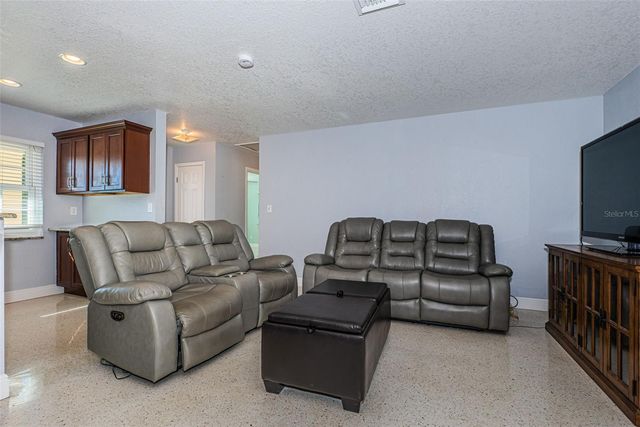 14025 YACHT CLUB BOULEVARD, Seminole, FL 33776