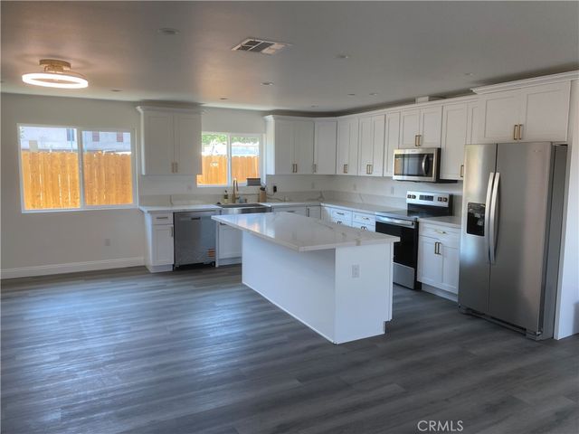 221 7th, San Bernardino, CA 92401