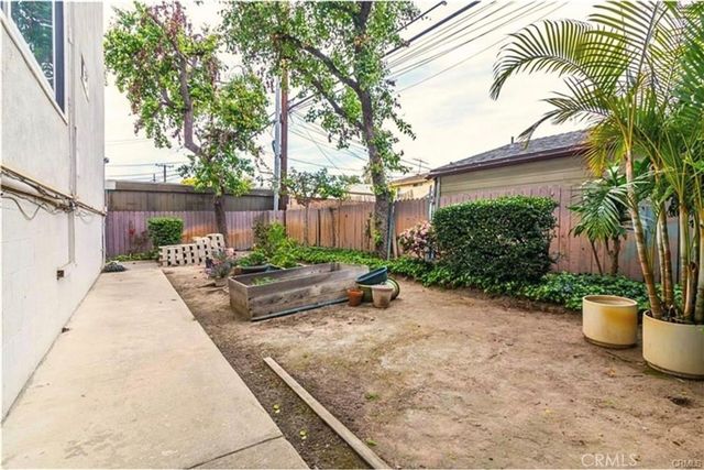444 Obispo Avenue 3, Long Beach, CA 90814