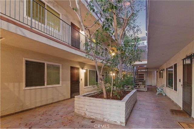 444 Obispo Avenue 3, Long Beach, CA 90814