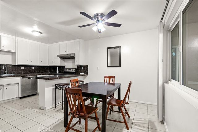 444 Obispo Avenue 3, Long Beach, CA 90814