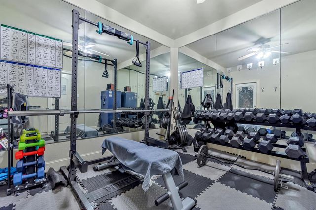 100 Apache PASS, Hutto, TX 78634