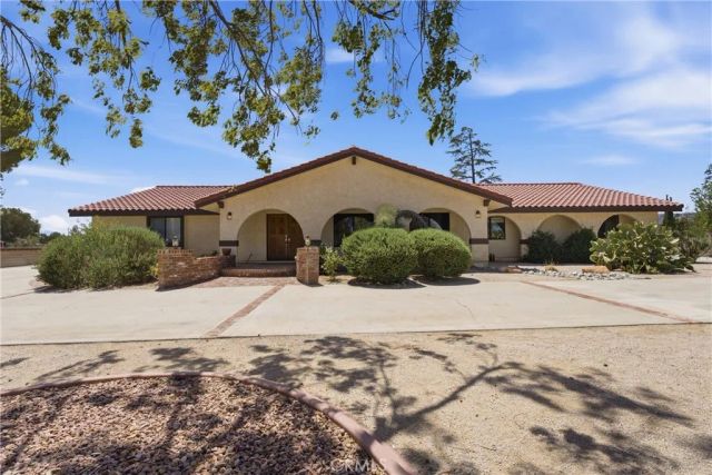 4548 W Avenue K12, Quartz Hill, CA 93536