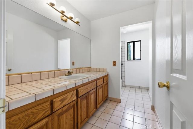 4548 W Avenue K12, Quartz Hill, CA 93536