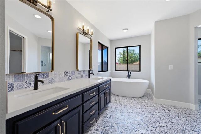 4548 W Avenue K12, Quartz Hill, CA 93536