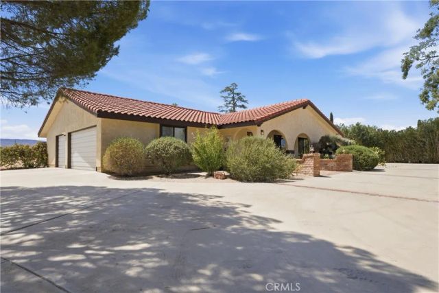 4548 W Avenue K12, Quartz Hill, CA 93536