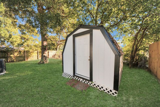 3206 Melbourne Street, Houston, TX 77026