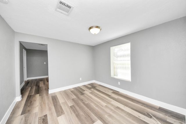 3206 Melbourne Street, Houston, TX 77026