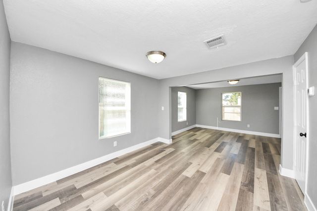 3206 Melbourne Street, Houston, TX 77026