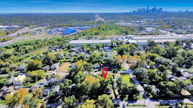 3206 Melbourne Street, Houston, TX 77026