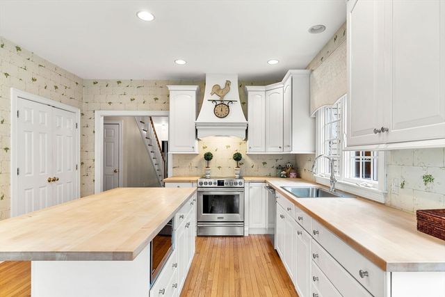 65 Deerpath, Dedham, MA 02026