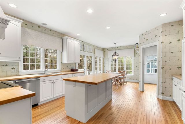 65 Deerpath, Dedham, MA 02026