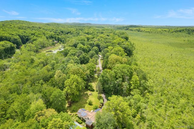 10 Eisgruber Park Lane, Highland, NY 12528