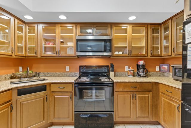 1110 Ski Mountain Rd, Gatlinburg, TN 37738