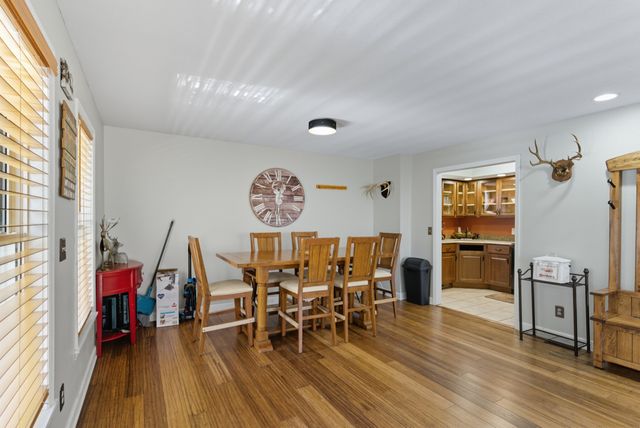 1110 Ski Mountain Rd, Gatlinburg, TN 37738