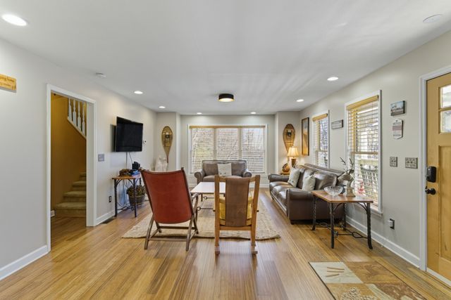 1110 Ski Mountain Rd, Gatlinburg, TN 37738