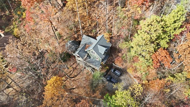 1110 Ski Mountain Rd, Gatlinburg, TN 37738