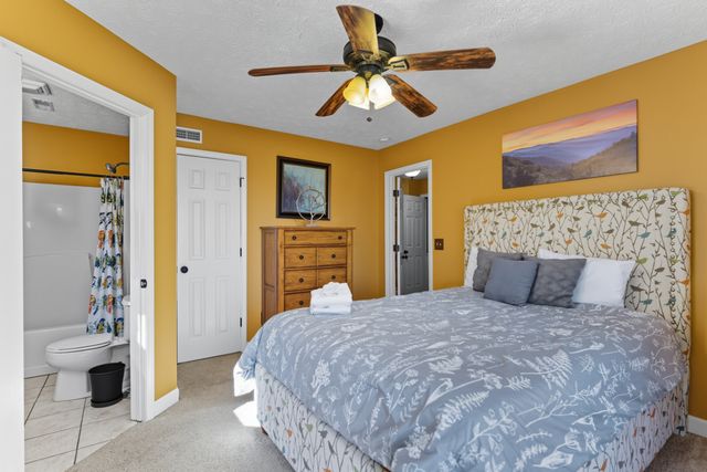 1110 Ski Mountain Rd, Gatlinburg, TN 37738