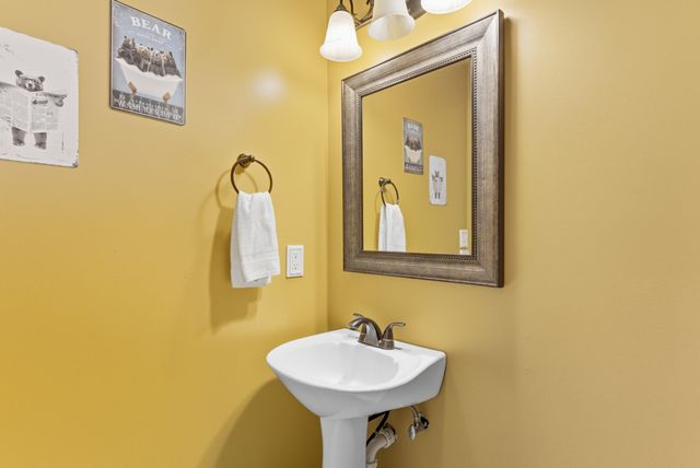 1110 Ski Mountain Rd, Gatlinburg, TN 37738